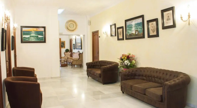 HOTEL Guadalupe, Забронировать Отель Чипиона Коста-де-ла-Лус, рядом с Playa Micaela