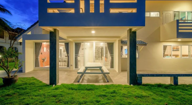 C-Shore Private Beachfront House