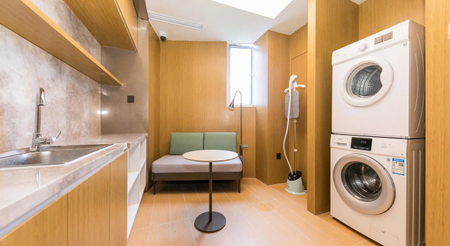 JI Hotel Shanghai Chengdu North Road Peoples Square, Varaa Hotelli Huangpu 
