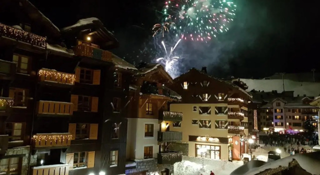 Le 630, appartement de charme avec cheminée aux Arcs 1950, Prenota Appartamento Hotel a Alvernia con parcheggio, Parcheggio