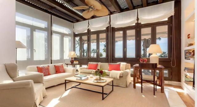 Апартаменты Genteel Home Paseo Marítimo