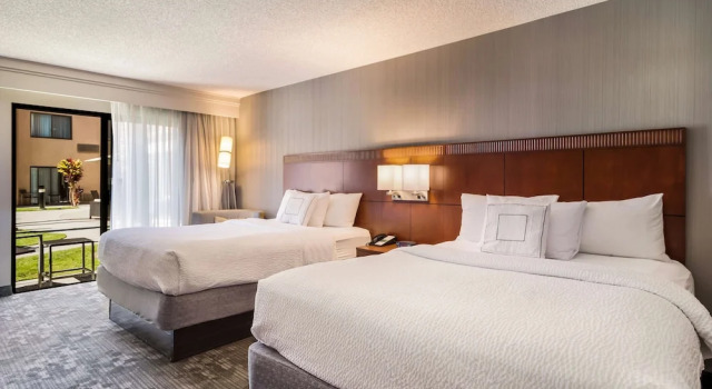Номер Superior Sonesta Select Huntington Beach Fountain Valley