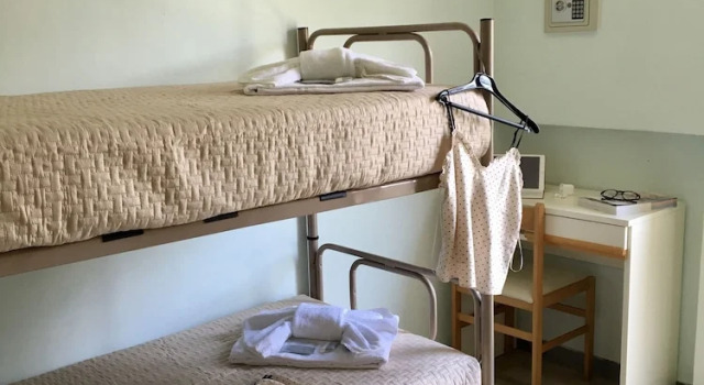 Четырёхместный номер Economy Hotel Levante Convenzionato con Oltremare