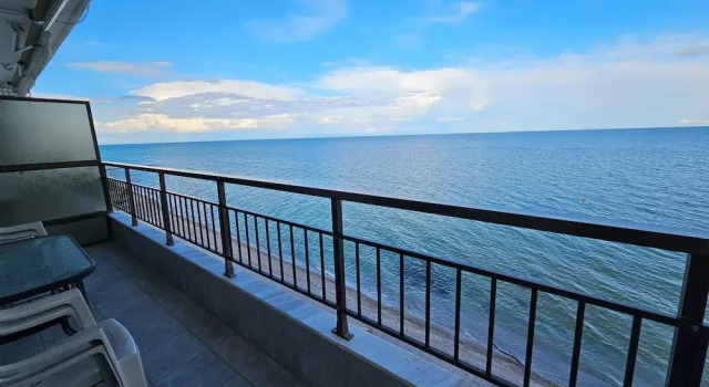 Studio Just On The Beach, Book Apartment Paralia 