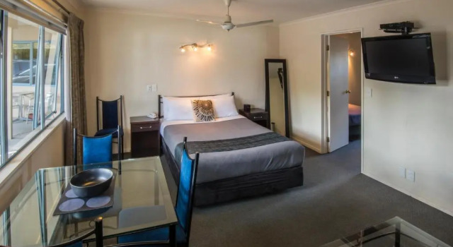 Люкс Gateway Motor Inn