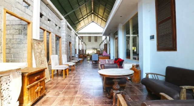 OYO 90363 Nira Guest House Sanur Bali, Reservar Casa de hóspedes Hotéis em Bali com piscina, Piscina