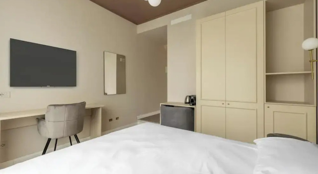 Vittoriana Suites Foresteria Lombarda, Забронировать Отель Милан Ломбардия, рядом с Комплекс зданий Ротонда-делла-Безана