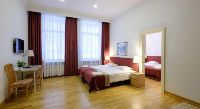 Standardní Čtyřlůžkový pokoj Hotel Metropolis