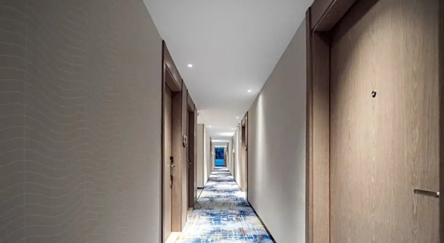 Echarm Hotel (Sanya Qianguqing Scenic Area Hailü Duty Free City), Book Hotel Sanya Hainan
