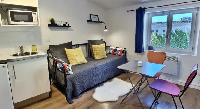 Апартаменты Мансарда c 1 комнатой Les Appartements dEdmond Sylvabelle