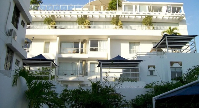Hotel Santorini Resort, Prenota Resort Hotel resort a Santa Marta, Resort