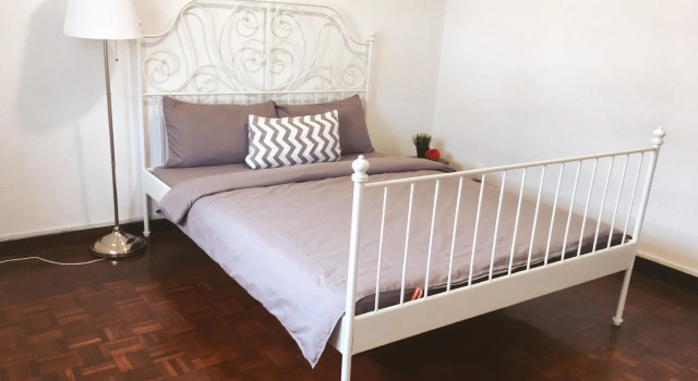House Of Throne Hostel