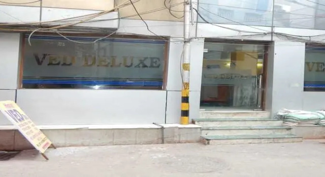 Hotel Ved Deluxe, Забронировать Отель Пахар-Ганж Нью-Дели, рядом с Рынок Садар-Базар