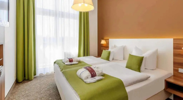 Полулюкс PLAZA INN Regensburg