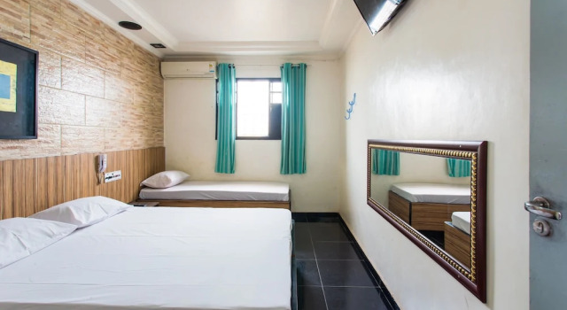 Hotel Florencio, Забронировать Отель Отели в центре Санту-Андре с завтраком, отели в центре Санту-Андре с завтраком
