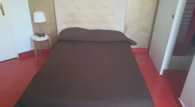 Hotel California, Забронировать Отель Безье Hérault, рядом с Амфитеатр Arenes de Beziers