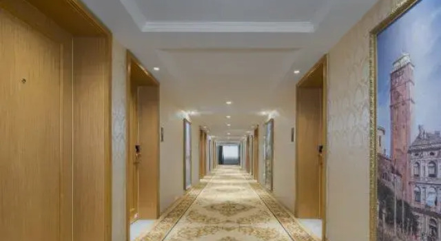 Vienna Classic Hotel (Hengdian Film and Television City Dream Valley), Rezerwuj Hotel Hotele 3-gwiazdkowe w Hengdian, 3*