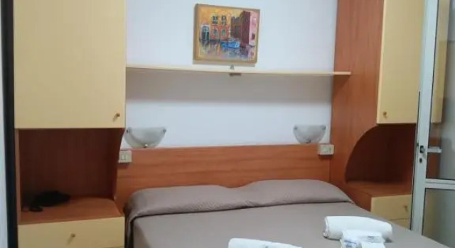 Семейный номер Standard с балконом Hotel Madison