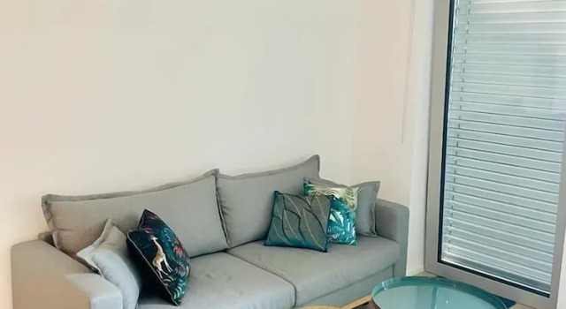 Large 1 bedroom -Center terrace parking, Rezerwuj Apartament Hotele w Luxembourg z parkingiem, w pobliżu Constitution Square, Parking