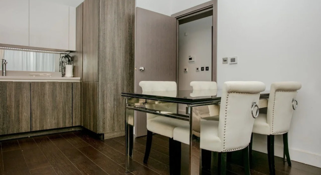 1 Bedroom Flat In East Putney