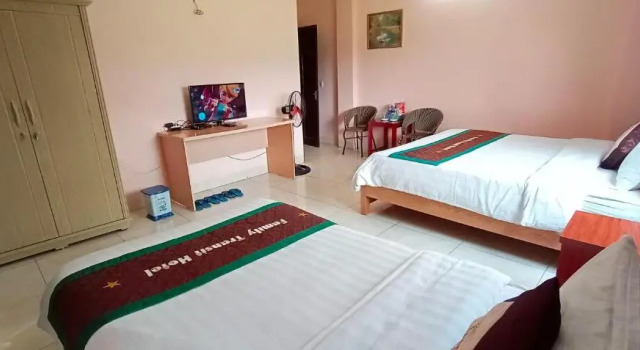 Семейный номер Standard Family Transit Hotel