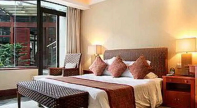 88 Eiling Park Hotel, Забронировать Отель Отели Чунцин с парковкой, рядом с Станция метро Daping, Парковка