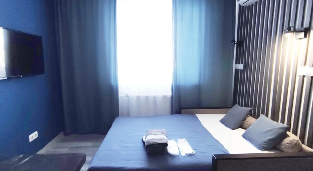 Apartments on Melnikaite street 144k1, Prenota Appartamento Hotel a Tyumen Region con parcheggio, Parcheggio