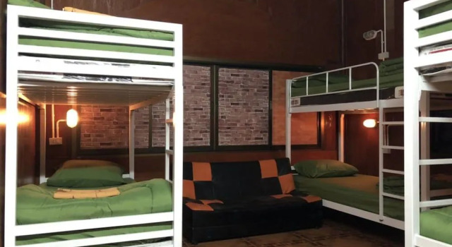 Sunshine Home - Hostel - Adults Only