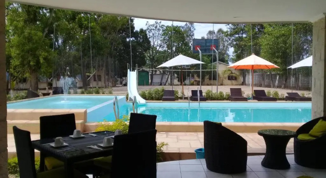 Holidays Hotel, Rezervasyon Otel Ucuz Mahajanga otelleri