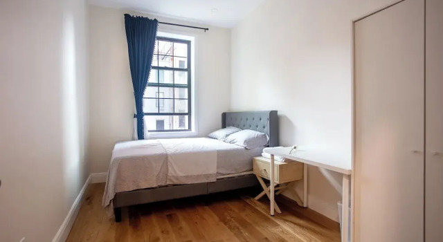 Номер Premier Little manhattan 5 min walk to Times Square Private bathroom World cup 2026 ready