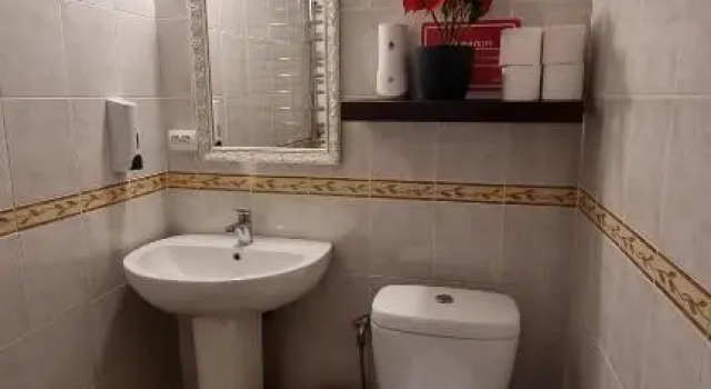 12 Місяців-Травень, басейн з підігрівом, Prenota Hotel Hotel a Lviv con piscina, Piscina