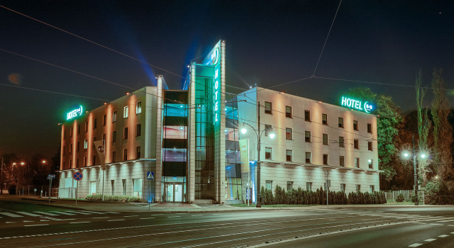 B&B HOTEL Toruń, Забронировать Отель «постель и завтрак» Отели Торуни с завтраком, рядом с Костел Благословенной Девы Марии, Завтраки