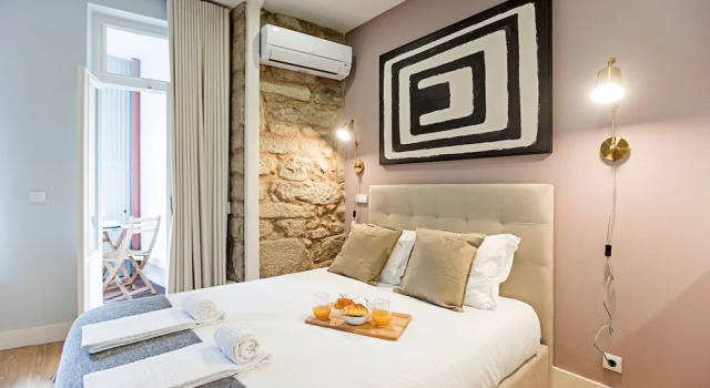 Cimo de Vila 62 by LovelyStay, Забронировать Апарт-отель Апарт-отели Порту, рядом с Площадь Рибейра, Апарт-отель