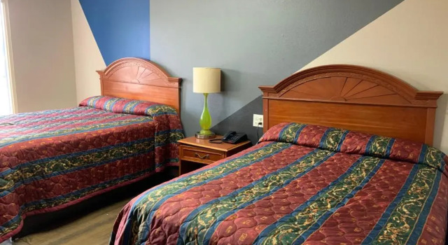 Royal Inn & Suites, Buchen Sie Hotel Knoxville Tennessee