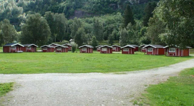 Коттедж Folven Adventure Camp