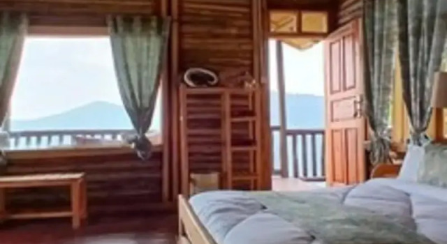 Standardowy pokój Orugano Bwindi Lodge
