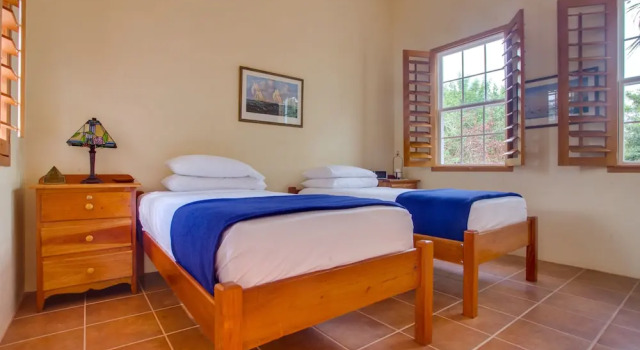 The Crimson Orchid Inn at Orchid Bay, Prenota Bed & breakfast Copper Bank Belize