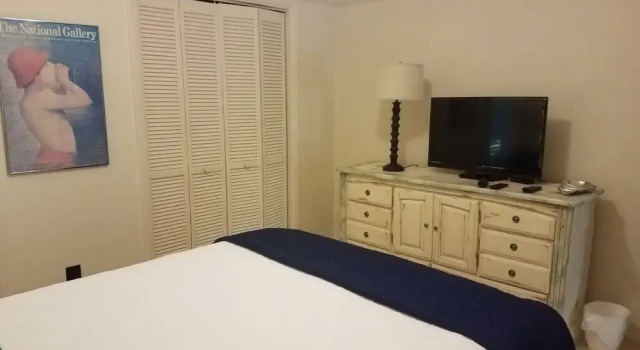 7 Edgewater Ally, Забронировать Дом для отпуска Коттеджи Южной Каролины, Коттедж