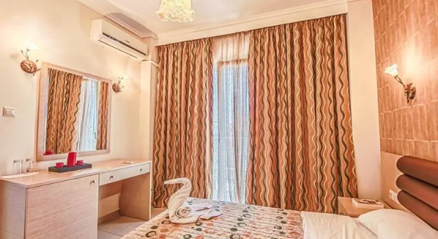 Номер Standard с балконом Heraion Hotel