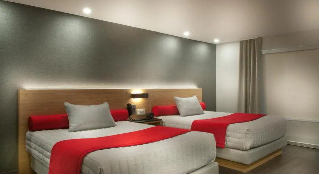 Двухместный номер Standard Ramada by Wyndham Laval