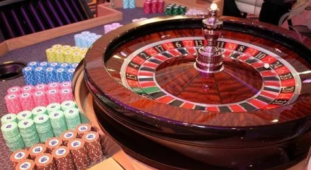 Platinum Hotel & Casino