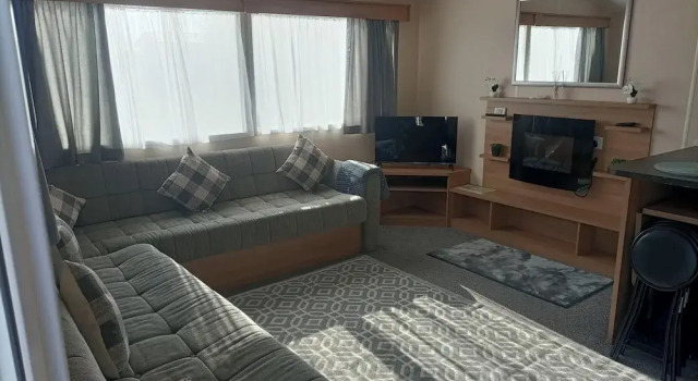 Butlin's Resort, Sleeps 6 w Parking & Pet-friendly, Varaa Lomakoti Mökit kohteessa Merseyside, Mökki