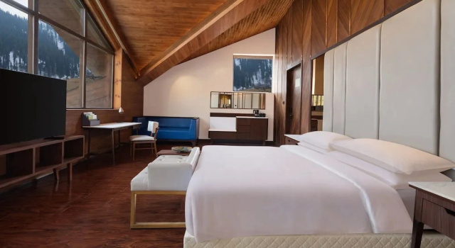 Люкс Deluxe Four Points By Sheraton Sonmarg Resort