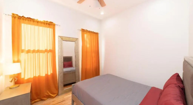 Апартаменты с 3 комнатами Bronzeville Experince 6Min to DwnTwn with Latest Upgrade