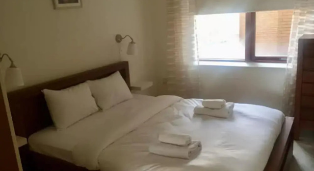 2 Bedroom Flat in Dublin 1, Забронировать Отель Отели Дублина с парковкой, рядом с Стадион для собачьих бегов Шелбурн-парк, Парковка