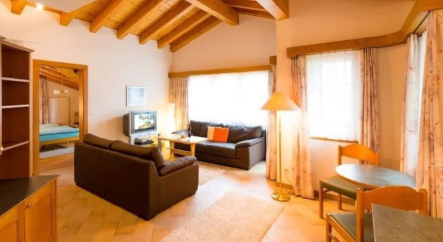 Apartment Evita Andriano 23327, Prenota Appartamento Hotel a Canton Vallese con parcheggio, Parcheggio