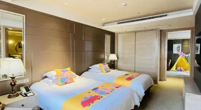 Семейный тент Yihao Hotel