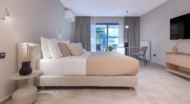 Phaedrus Living Athens Luxury Residences Aurora