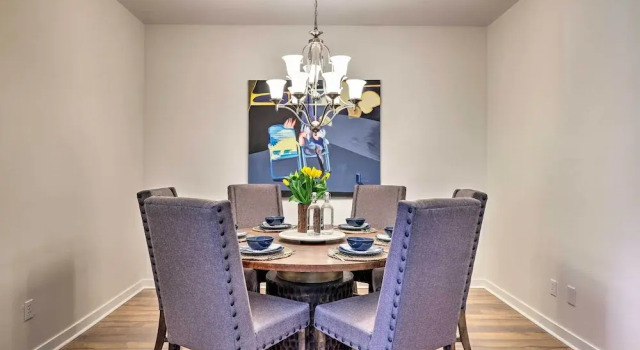 Апартаменты Renovated Dtwn Retreat < 1 Mi to Plaza Park!