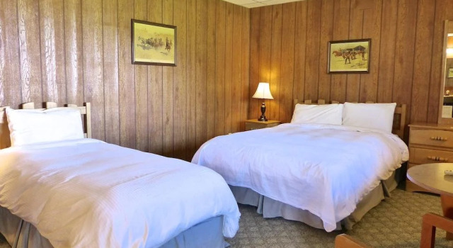 Sundance Guest Ranch, Boek Pension Hotels in Brits Columbia met parkeren, Parkeren